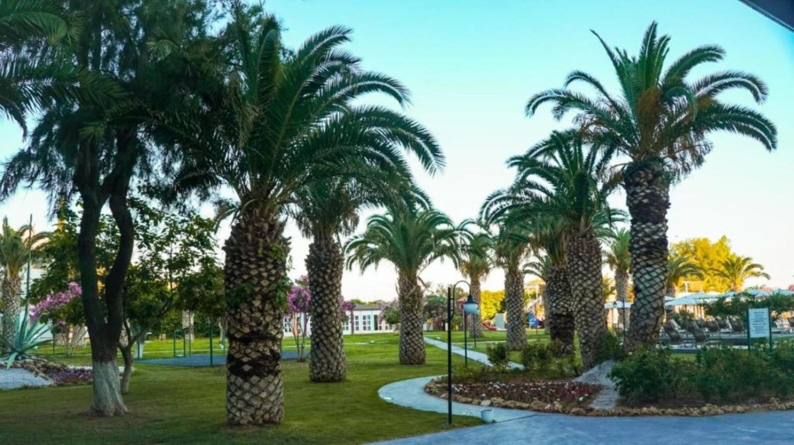 Club Beyy Resort Hotel Ізмір Екстер'єр фото